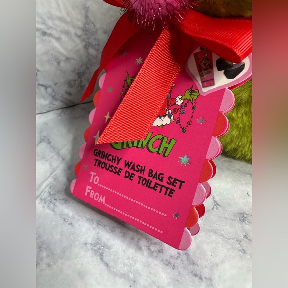 The Grinch "Grinchy" Wash Bag Set - Picture 2 of 2